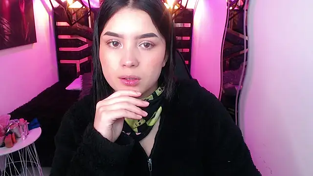 Snapshot of Natalie_loffreda chatting on April 27, 2026, 8:07 pm Natalie loffreda online show from April 27, 2026, 8:07 pm