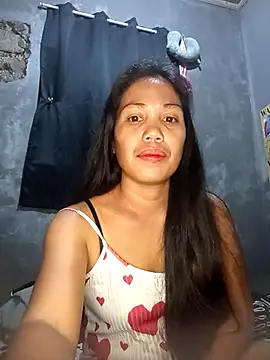 sweet bunnie online show from February 1, 2026, 7:23 pm