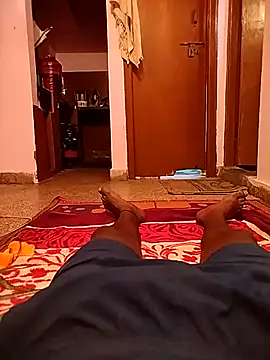 Yesboss143 online show from March 18, 2026, 4:48 am