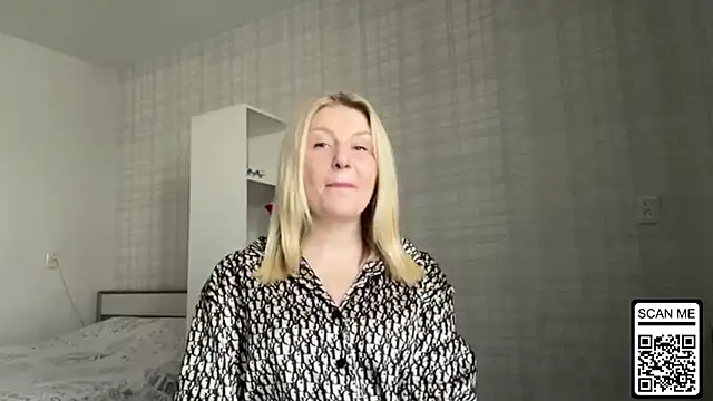 Snapshot of Blondie_xoxoxo chatting on March 3, 2026, 9:48 am Blondie xoxoxo online show from March 3, 2026, 9:48 am