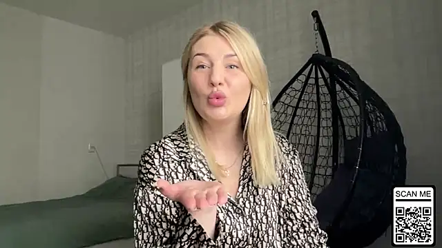 Blondie xoxoxo online show from April 3, 2026, 12:25 pm