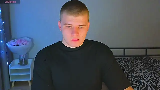 Snapshot of kittenmurr chatting on October 30, 2025, 5:46 pm kittenmurr online show from October 30, 2025, 5:46 pm