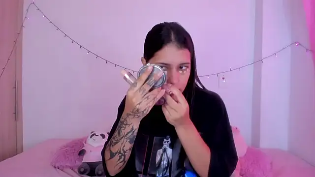 Abby roussee online show from October 1, 2025, 1:06 pm