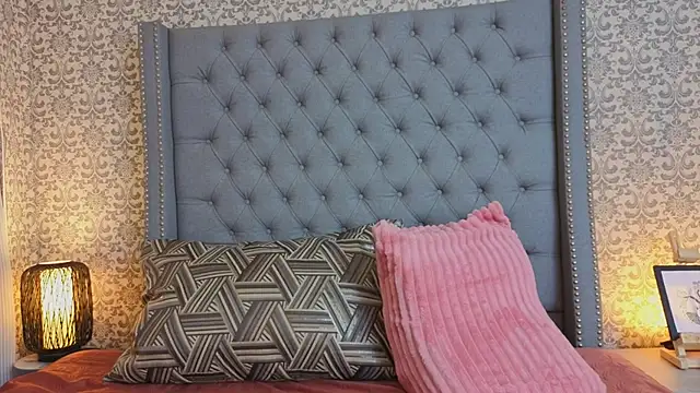 Abby roussee online show from February 7, 2026, 10:02 pm