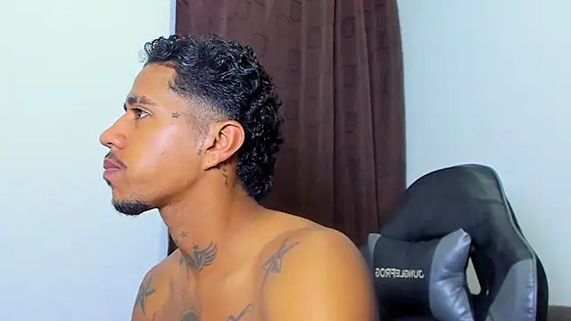 violet and myers online show from April 10, 2026, 7:18 pm