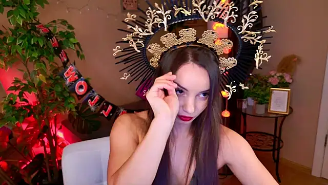 Snapshot of shes_rebel chatting on October 18, 2025, 6:08 pm shes rebel online show from October 18, 2025, 6:08 pm