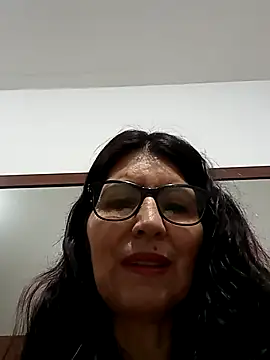 swity foster online show from October 17, 2025, 8:39 am