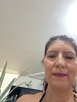 Snapshot of swity_foster chatting on July 9, 2026, 5:06 pm swity foster online show from July 9, 2026, 5:06 pm