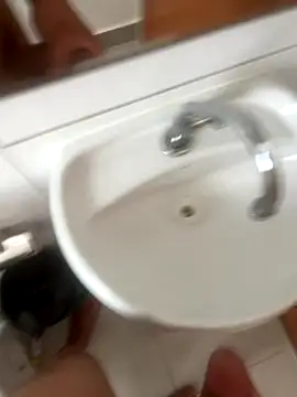 Ccffffjjik online show from November 12, 2025, 12:05 pm