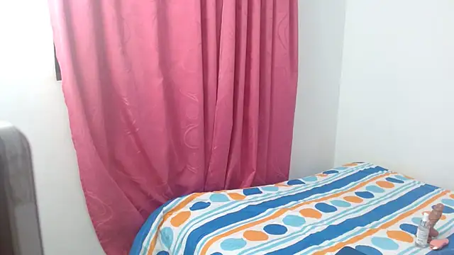 Snapshot of lolascarlett chatting on September 26, 2025, 12:14 am lolascarlett online show from September 26, 2025, 12:14 am