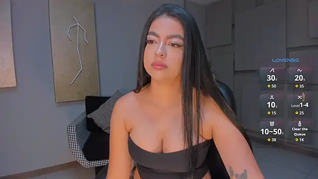NataliaGaret online show from May 19, 2026, 10:32 am