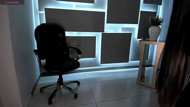 MilaColeman online show from September 20, 2025, 4:24 am