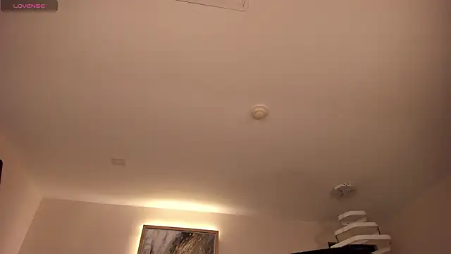 MilaColeman online show from April 1, 2026, 3:07 am