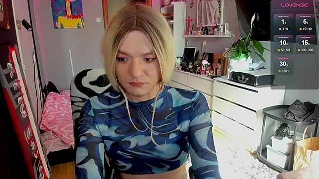 Snapshot of Kkkylie chatting on May 6, 2026, 12:54 pm Kkkylie online show from May 6, 2026, 12:54 pm