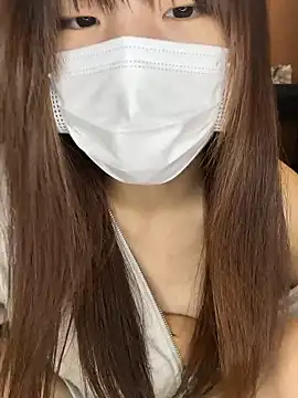 natsumiii online show from September 21, 2025, 2:24 am