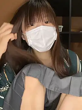 natsumiii online show from October 23, 2025, 12:59 pm