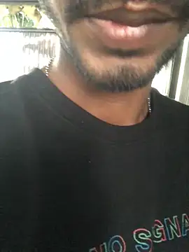 Snapshot of kavi1q1 chatting on October 22, 2025, 12:55 am kavi1q1 online show from October 22, 2025, 12:55 am