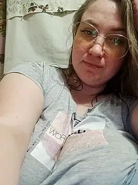 Kiss Eva online show from February 20, 2025, 9:09 pm