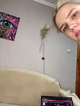 April Purr online show from March 27, 2026, 7:58 am