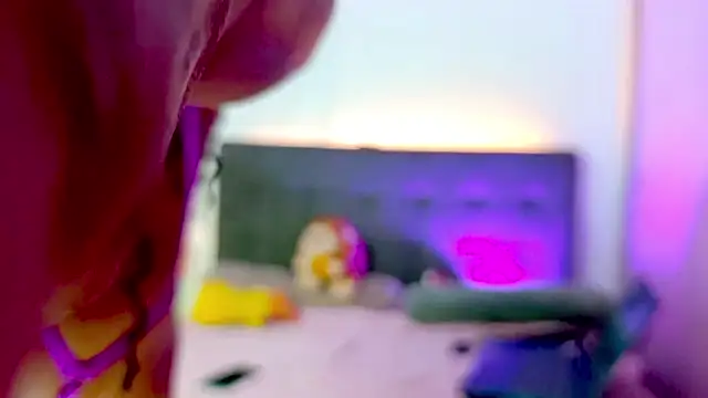 raven stonee online show from February 16, 2026, 11:56 pm