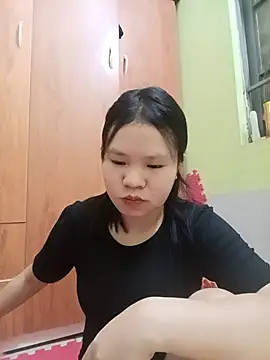 emyeuhss online show from September 15, 2025, 1:00 pm