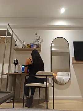 Ms milarose online show from September 23, 2025, 4:15 am