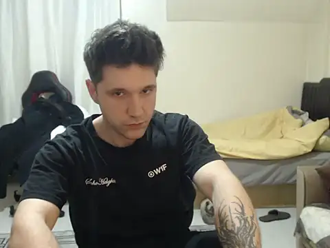 2handsomemann online show from April 28, 2026, 7:30 pm