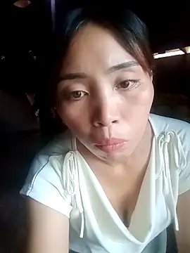 Snapshot of sulove_xx chatting on September 24, 2025, 5:44 am sulove xx online show from September 24, 2025, 5:44 am