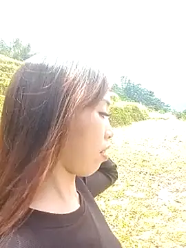 Snapshot of sulove_xx chatting on October 9, 2025, 5:16 am sulove xx online show from October 9, 2025, 5:16 am