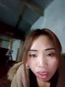 Snapshot of sulove_xx chatting on February 4, 2026, 2:12 pm sulove xx online show from February 4, 2026, 2:12 pm