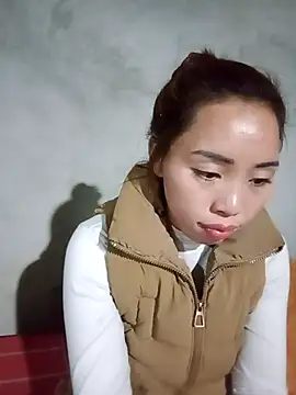 Snapshot of sulove_xx chatting on February 10, 2026, 3:27 pm sulove xx online show from February 10, 2026, 3:27 pm