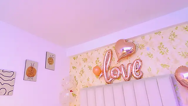 Samanta Isel online show from February 12, 2026, 3:12 am