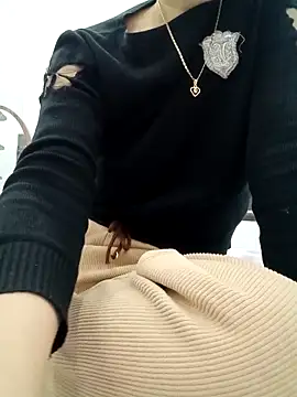 Buny vera online show from November 17, 2025, 1:55 am