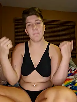 Sn0wmg2Spicy online show from September 19, 2025, 4:14 am