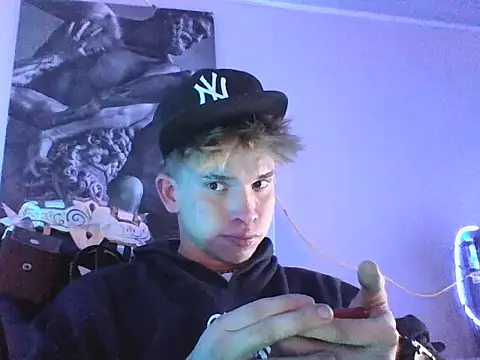 djkev  online show from September 28, 2025, 11:54 pm