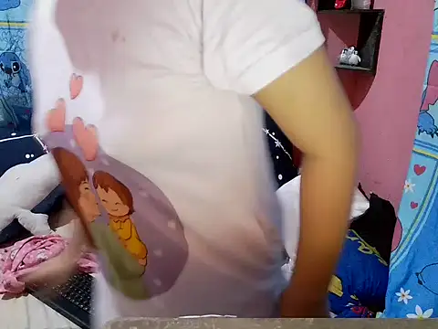 nanagrl online show from April 18, 2026, 11:03 am