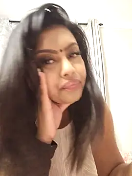 Indian GlowingMiax online show from December 1, 2025, 3:44 am