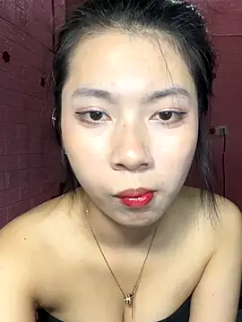 Snapshot of Phthao chatting on September 12, 2025, 4:18 pm Phthao online show from September 12, 2025, 4:18 pm