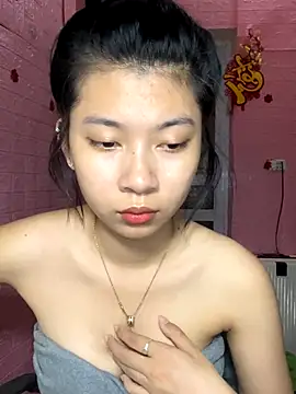 Snapshot of Phthao chatting on September 18, 2025, 2:41 pm Phthao online show from September 18, 2025, 2:41 pm
