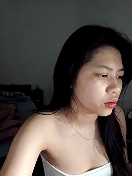 Snapshot of Katanh chatting on May 4, 2026, 3:30 pm Katanh online show from May 4, 2026, 3:30 pm