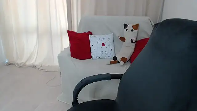 AdelinaLawson online show from March 19, 2025, 6:14 am