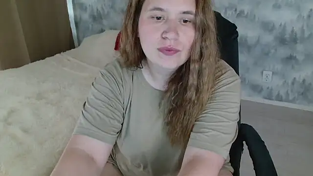 Snapshot of AdelinaLawson chatting on July 10, 2026, 9:45 am AdelinaLawson online show from July 10, 2026, 9:45 am