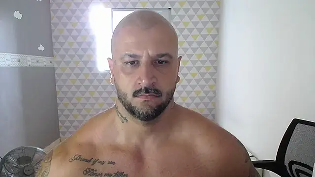 JeanCafa online show from April 9, 2026, 2:33 pm