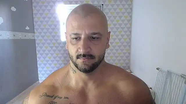 JeanCafa online show from April 22, 2026, 1:01 pm