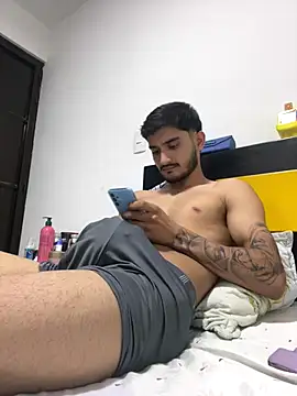 Nas-z09 online show from September 12, 2025, 4:12 am