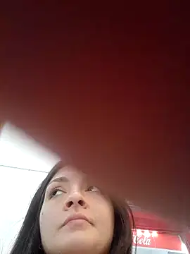 Danielaeliana online show from November 28, 2025, 8:44 pm