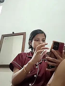 Komal0099 online show from September 10, 2025, 3:06 am