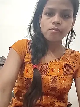 Komal0099 online show from October 15, 2025, 5:18 am