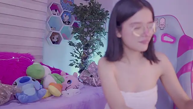 Lana Dreams  online show from October 4, 2025, 5:05 am