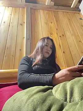 phungtiti online show from February 8, 2026, 12:03 am